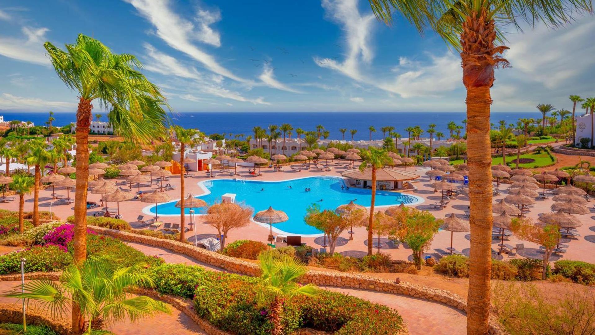 Domina Coral Bay Resort, Diving , Spa & Casino Sharm el-Sheikh Bagian luar foto Club Med Club Cala Galdana, Menorca, Spain