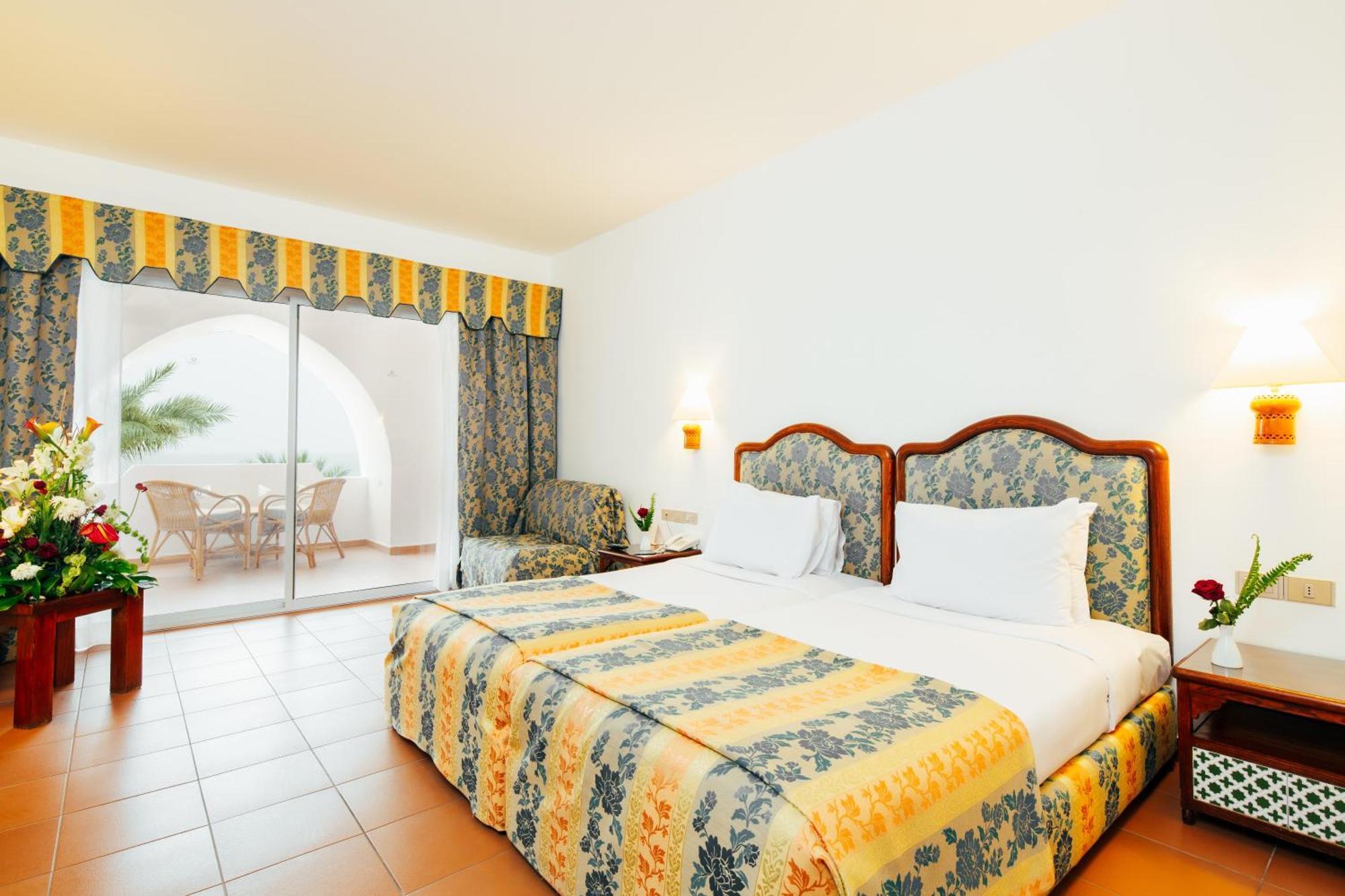 Domina Coral Bay Resort, Diving , Spa & Casino Sharm el-Sheikh Bagian luar foto